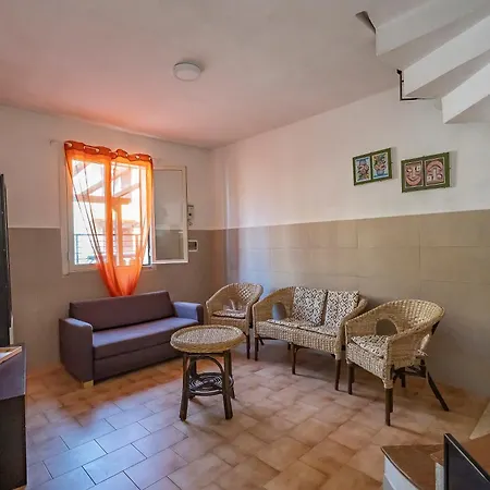 Appartement Villino Sole 1 Airco Near & Centre - Happy